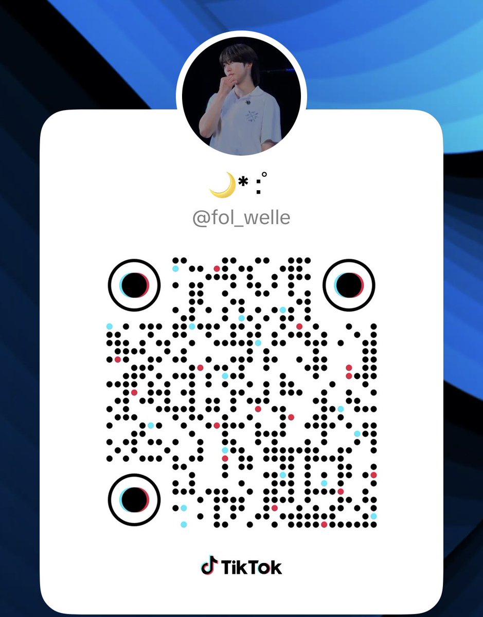 菫 ☪︎*｡ tweet media