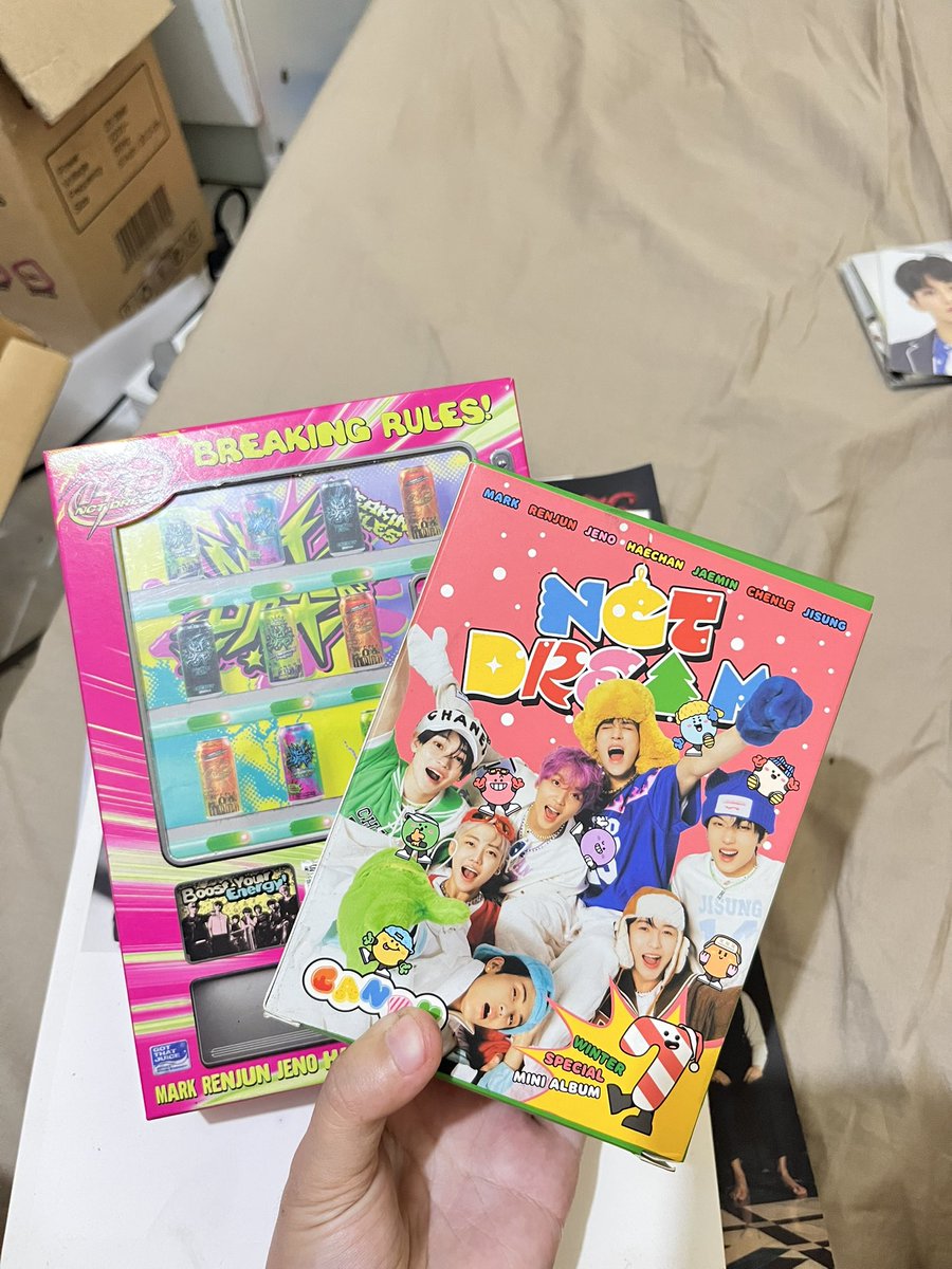 𝗯𝗲𝗲 tweet media