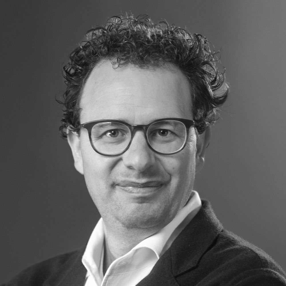 Charly Wargnier tweet media