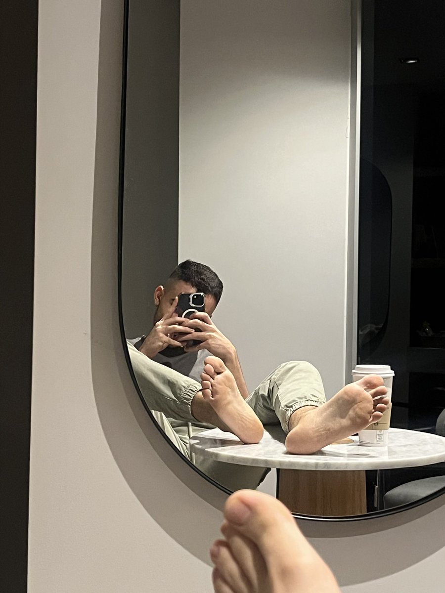 Feet MDE (@feetmde) on Twitter photo 
