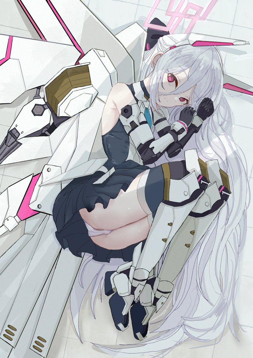 #ブルアカ #Bluearchive  ケイ(臨戦)描いた

「あなたの隣は私が翔びます、、」 