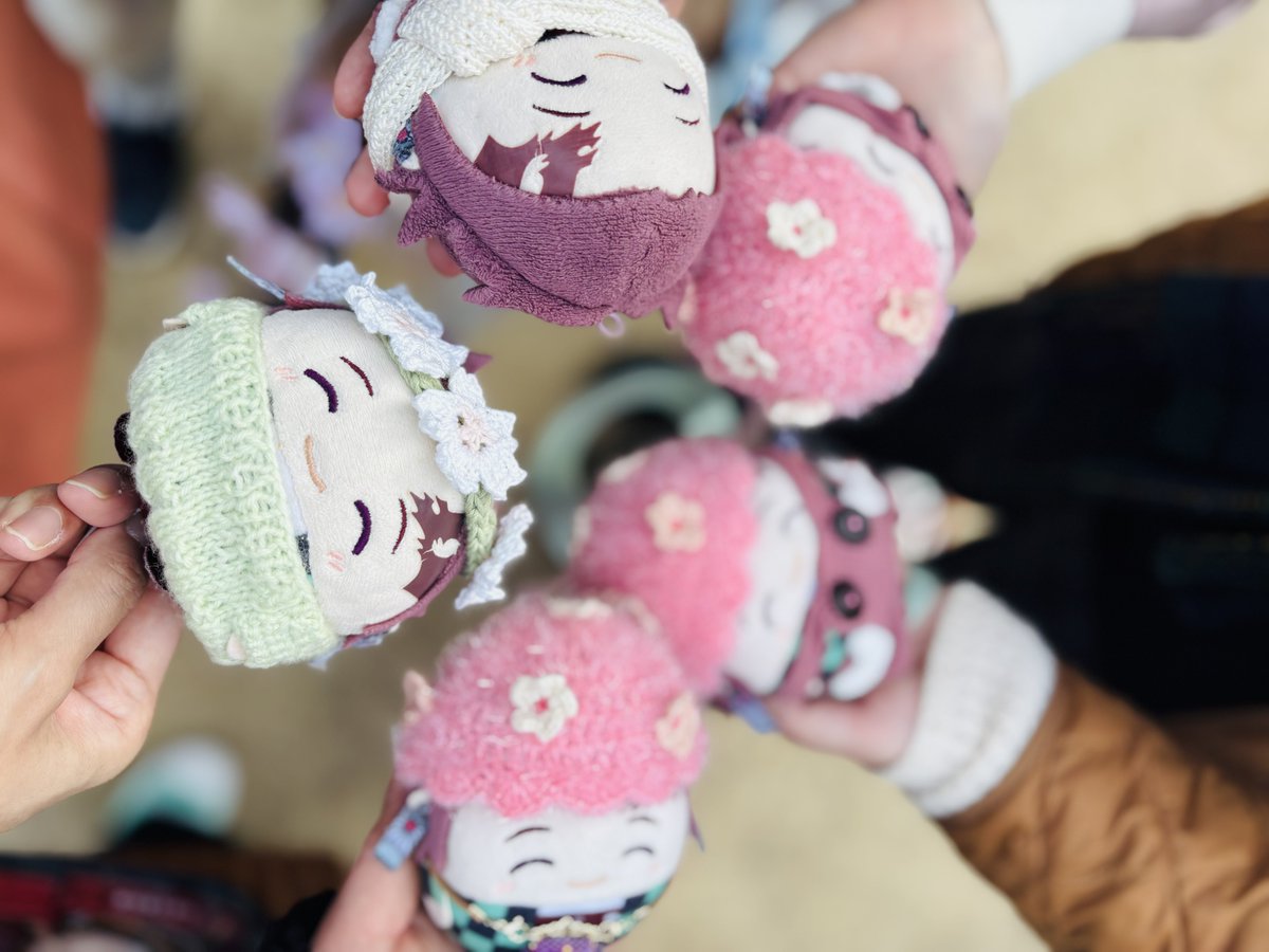 お花見ふわ会行ってきました🌸
見頃にはちょっと早いけど、早咲きの🌸も見れたしお天気も良くて最高楽しかった☺️
ふわたちみんな🌸の妖精さんみたいでかわいいね💕🌸💕