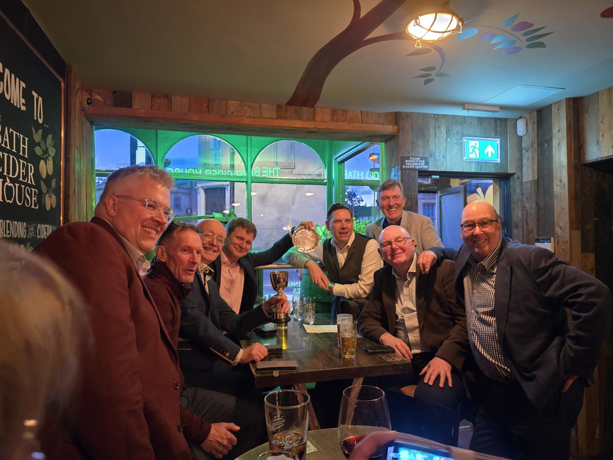 Cor Bach tweet media