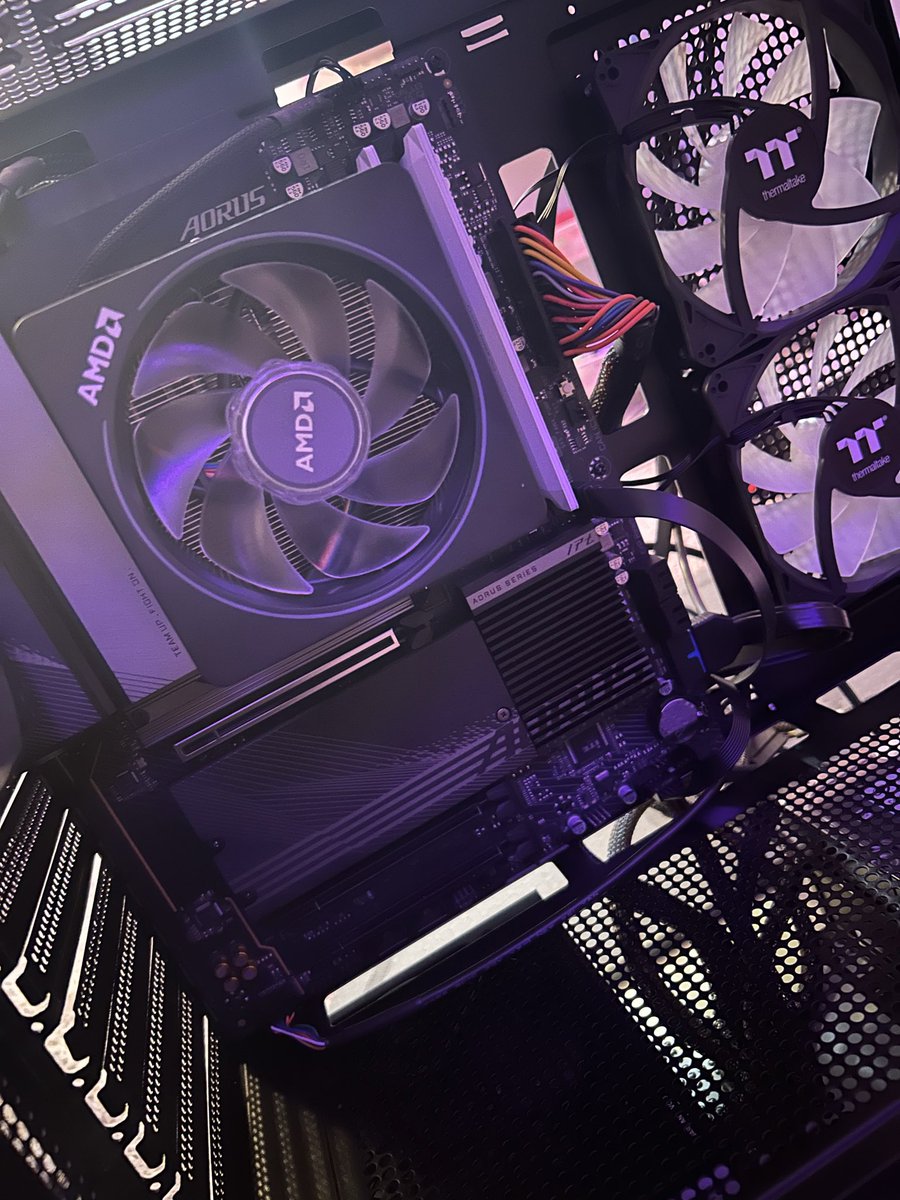 Etro Delune 🐇🌙VP tweet media