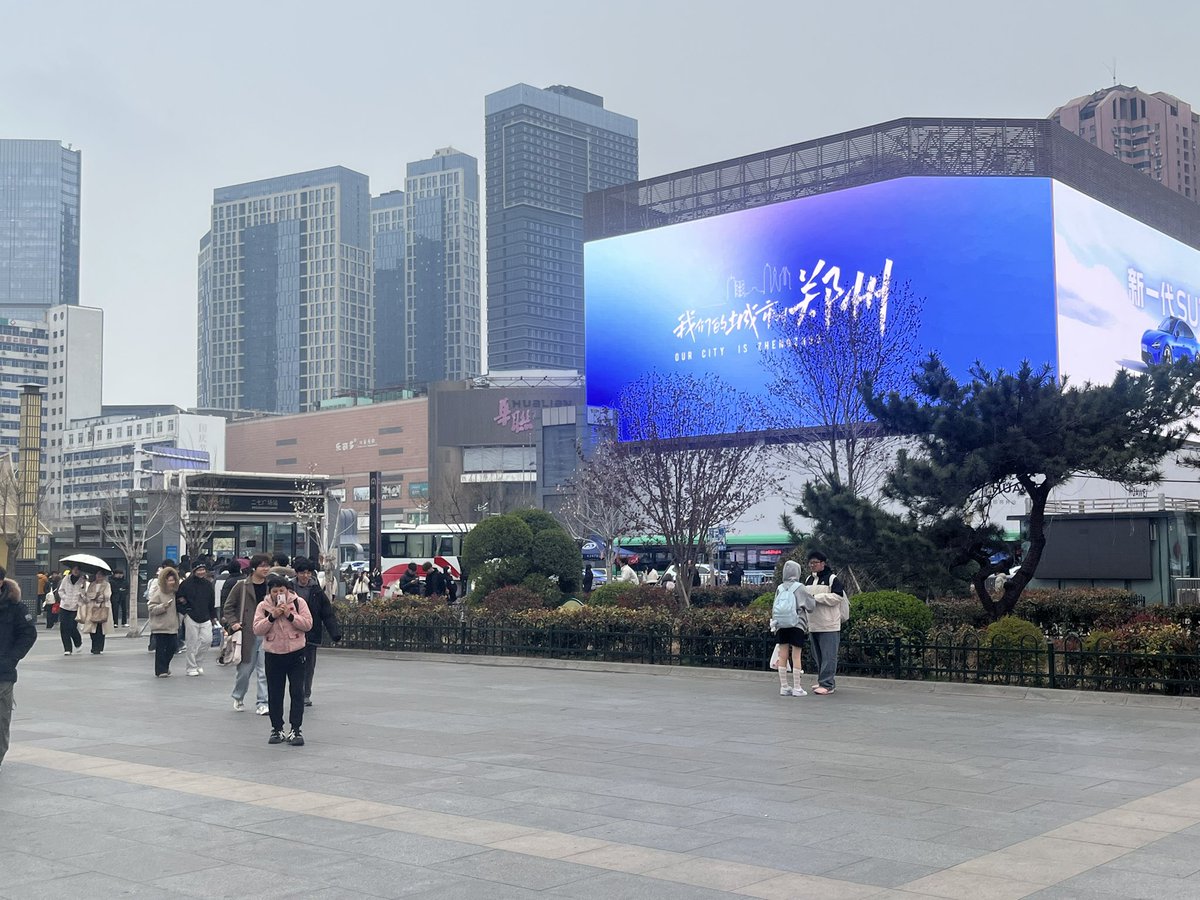 蹦蹦小圆帽 tweet media