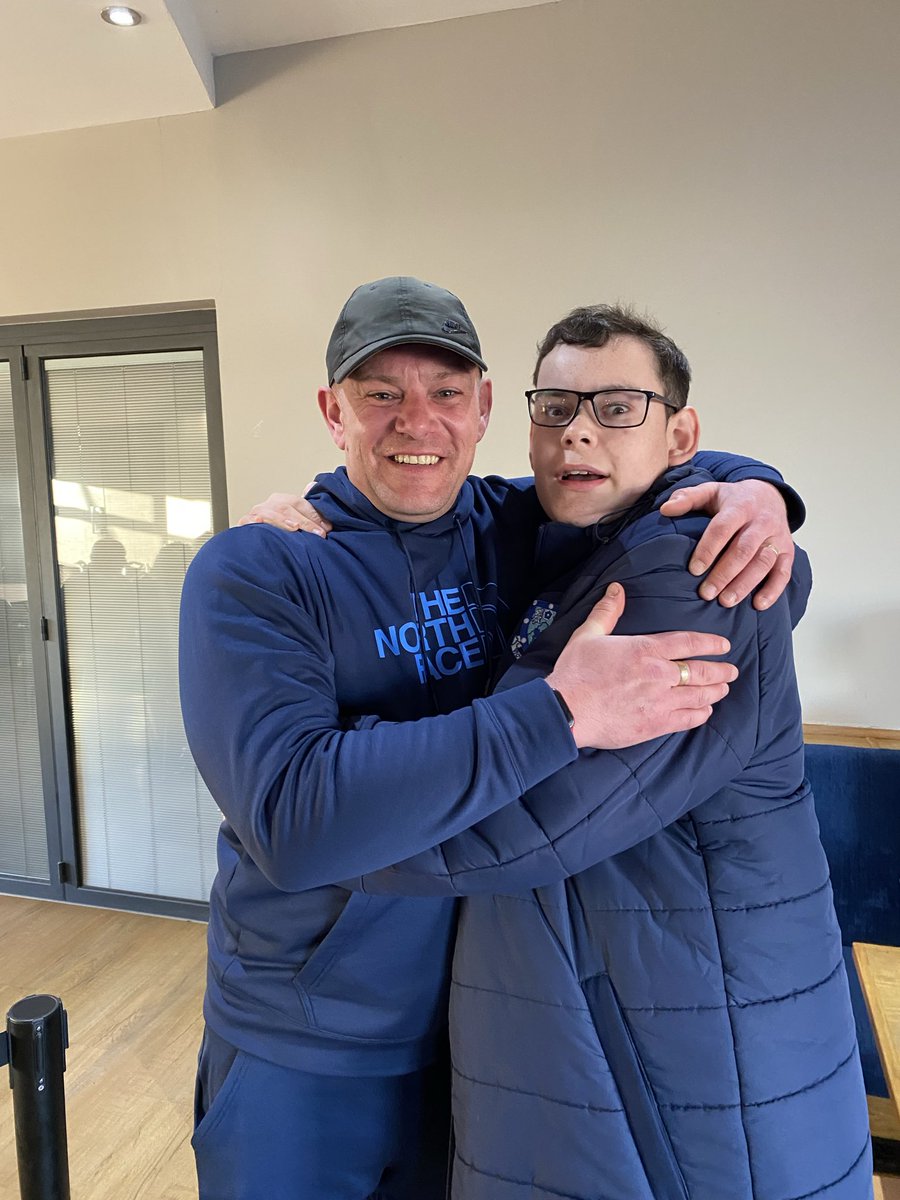 Emma bott tweet media