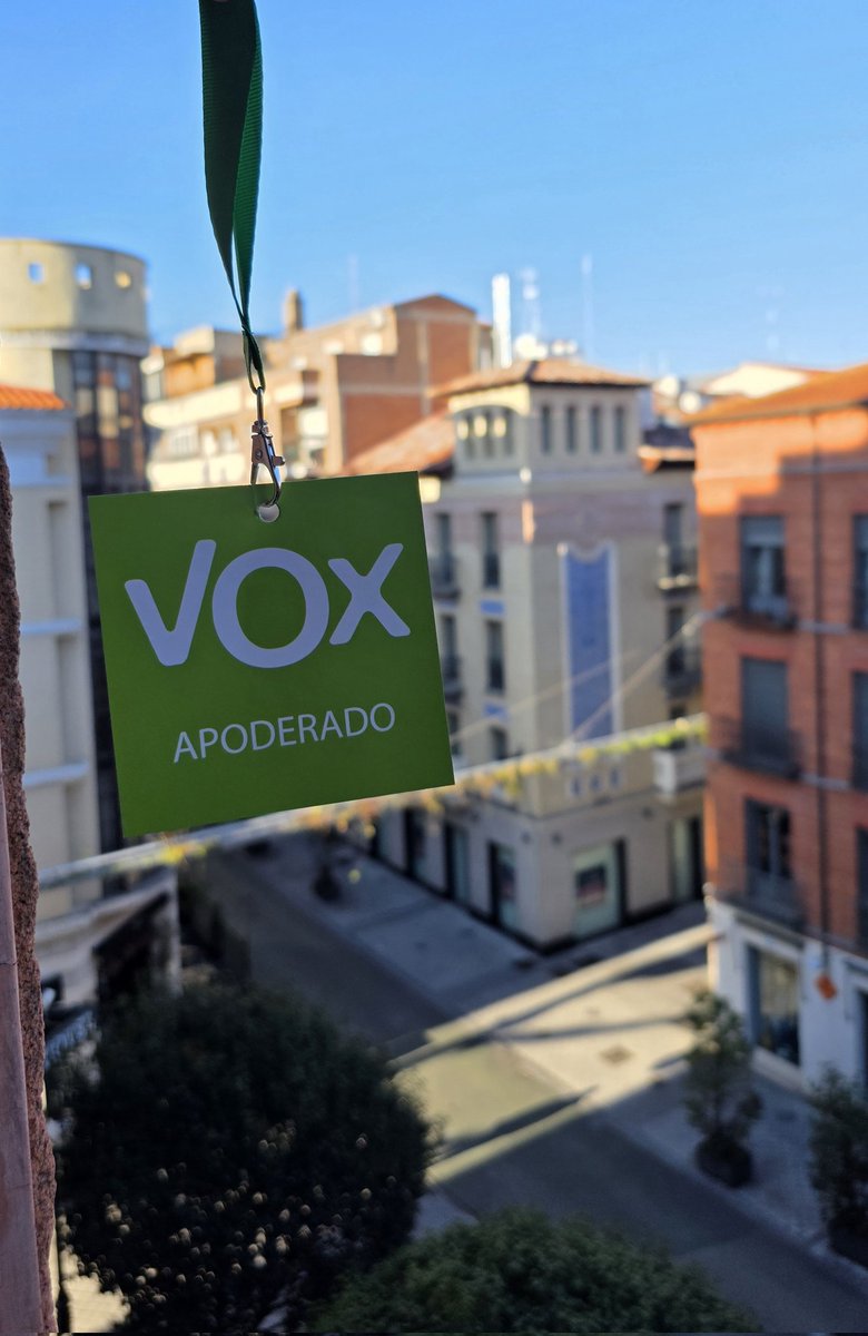 pedromajolero73's tweet image. Una vez más, apoderando a VOX esta vez en Valladolid
#CyL
Desde Arganda por España.