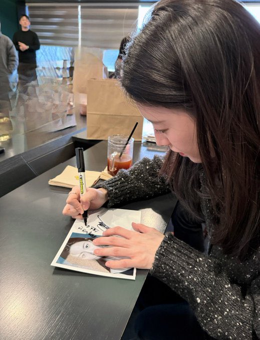 YOUNJUNG BASE tweet media