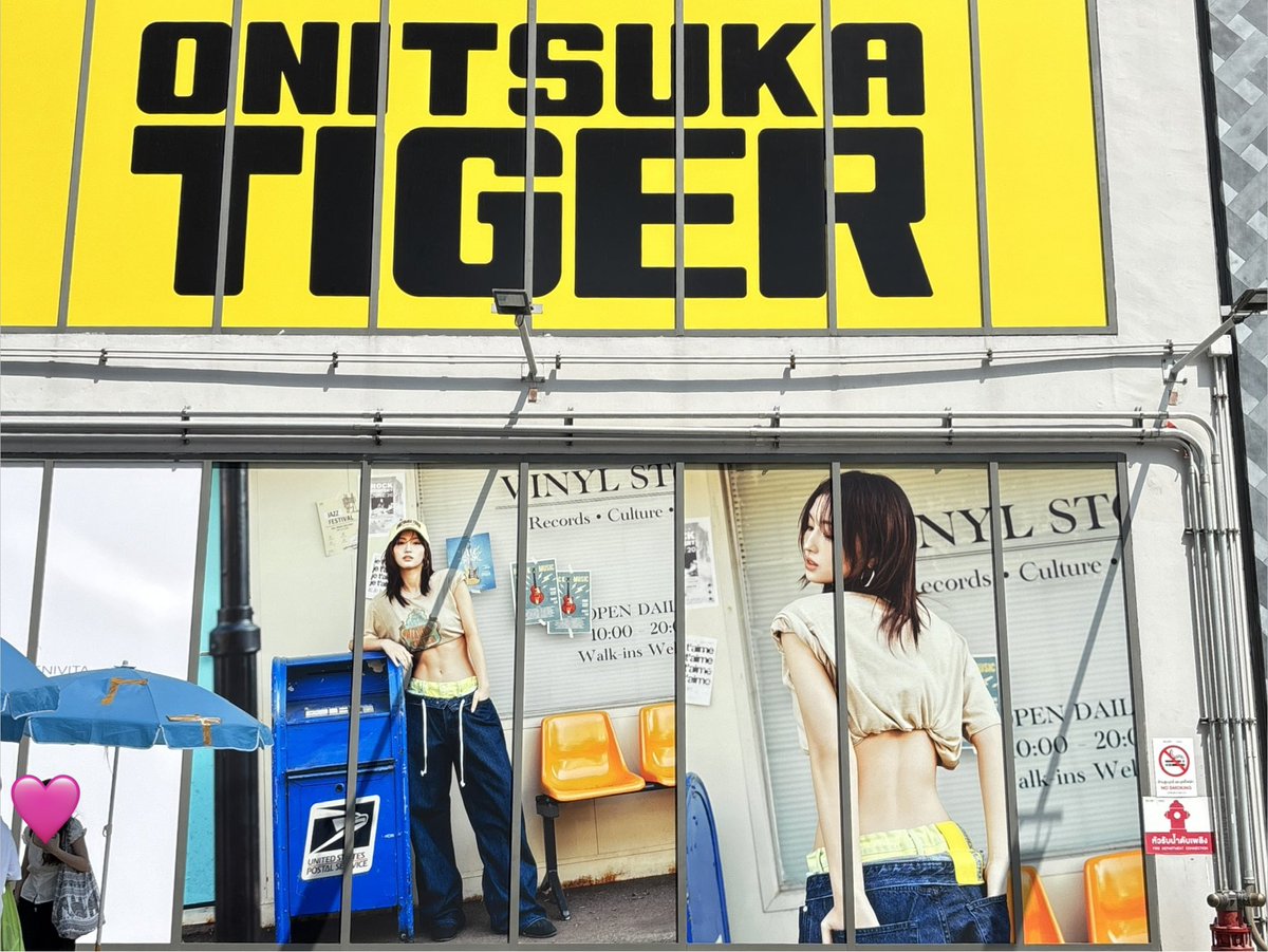 ฟินนอะ เวลาเห็นป้ายที่ทไว้เป็น BA ในไทยใหญ่ๆ แบบเต็มตา 😭😭😭😭