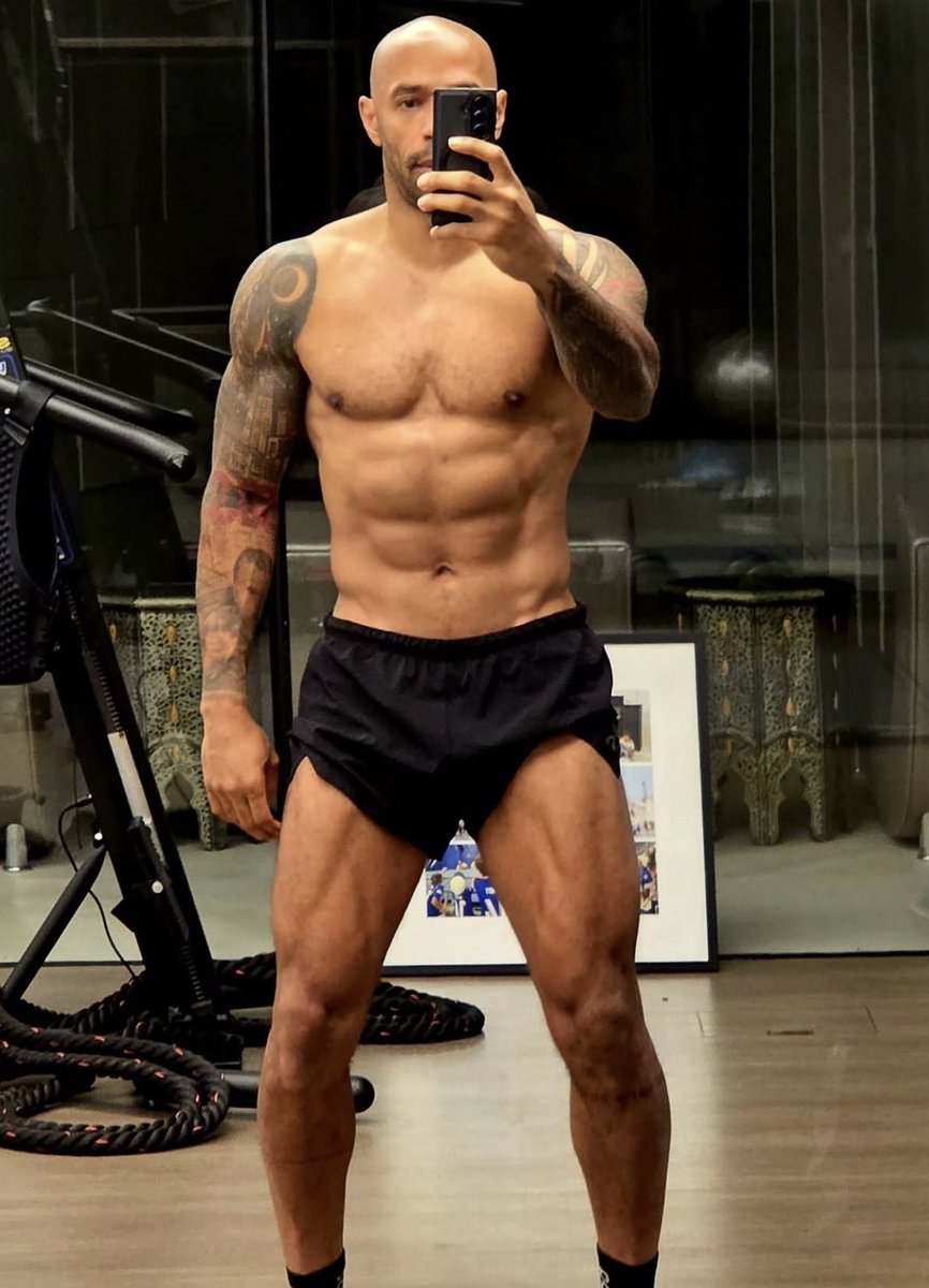 GOSSIP ROOM tweet media