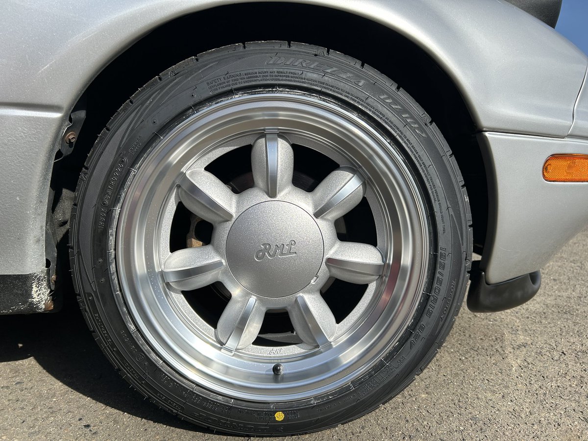 kenauto2006's tweet photo. RMLのMazda純正オマージュホイール。
NAロードスターに本当にどハマりします。

純正らしい懐かしさを残しながら、足元を上品にアップデート。
NAオーナーさんに是非チェックしてほしい1本です。

https://t.co/yI0J3DIcKw

#ロードスター #NAロードスター #ユーノスロードスター #KENAUTO https://t.co/aAUzDi2NqC