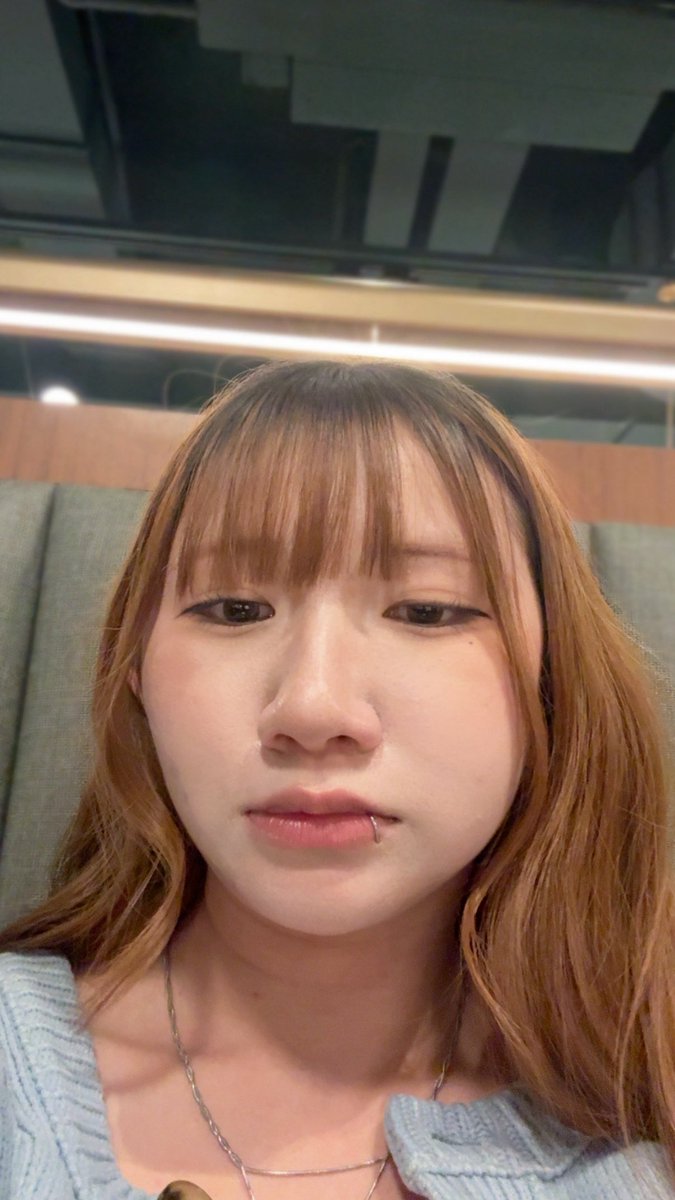 小跑出來了 tweet media