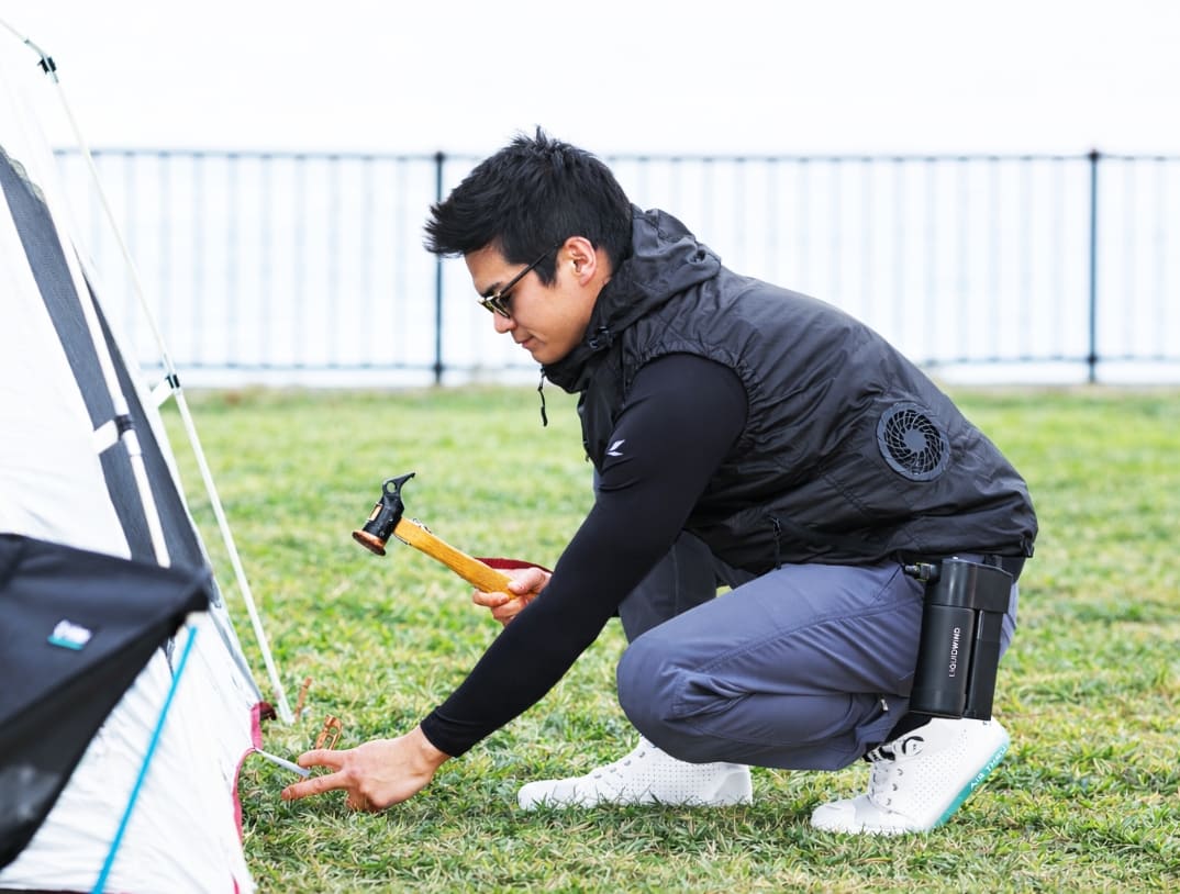 responsejp's tweet image. 気化冷却で体温を効率的に低下、TAICHIの新型冷却ベスト「リキッドウインド ブースター ライトベスト」発売
response.jp/article/2026/0…

#バイク #新型車 #TAICHI #ライディングウェア