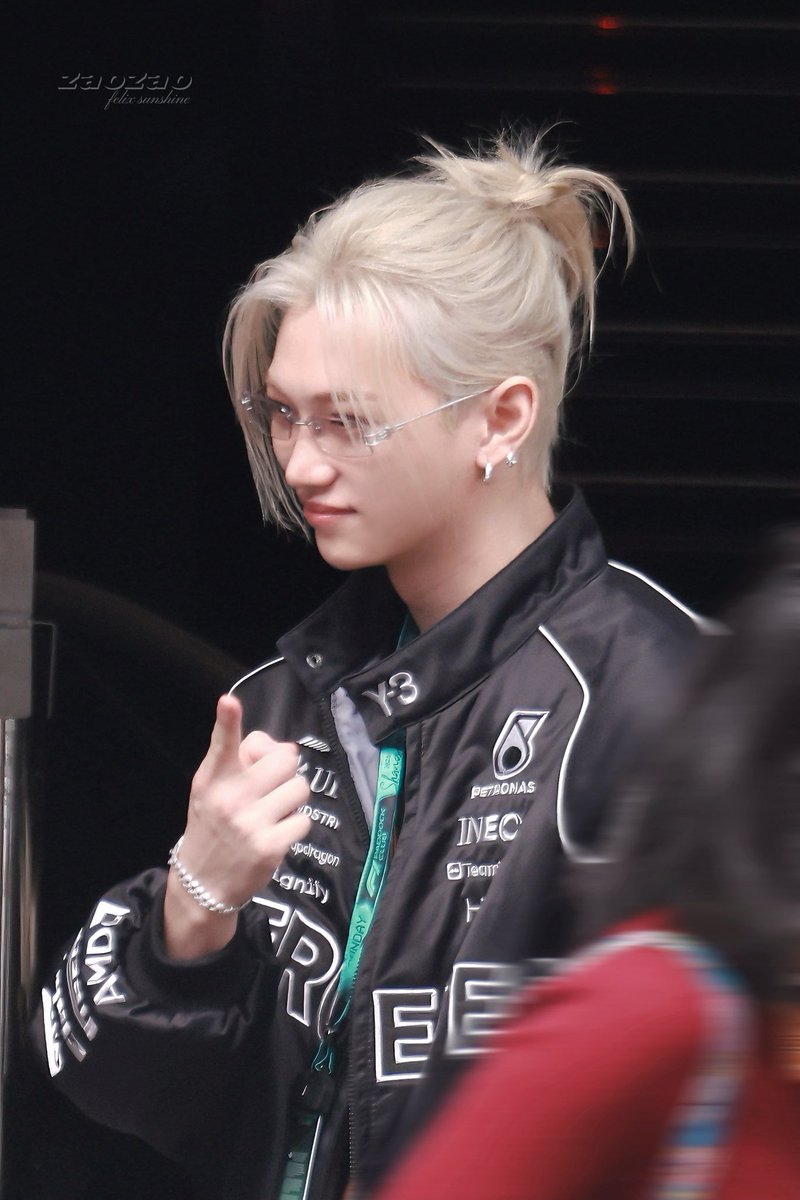 zaozaoa_'s tweet photo. 20260315 ｜F1 ChineseGP 🏎️

🏅🐥🖤

#straykids 
#스트레이키즈 
#필릭스  
#FELIX 
#용복     
#フィリックス
#F1 #ChineseGP https://t.co/lebCjM8mah