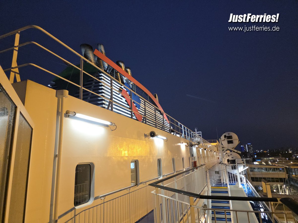Justferries's tweet photo. A dark and cold day on the Baltic Sea.
A crossing from Helsinki to Tallinn on board MYSTAR (Tallink).
https://t.co/iKVP7o9EUx
Come along for the journey.
Watch my new Sunday ferry travel video. 🚢 https://t.co/8fHfcuBWLf