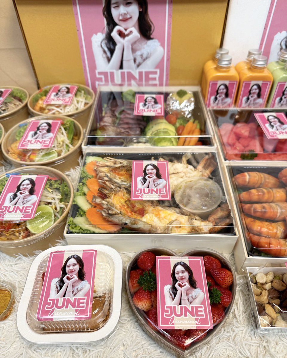 kringklong's tweet image. Food support for K.June 👩🏻
Thank you so much to K. June lovely fans for choosing our food support! 🐙💗
#DareYouToDeathFinalEP
#Junewanwimol

☎️ Tel. 095-1244644
📱 Line. @Kringklong64
#foodsupport #kringklongfoodbox
#foodsupportศิลปิน