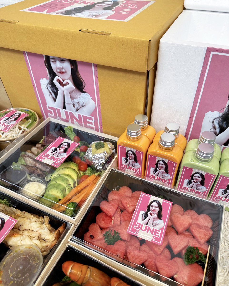 kringklong's tweet image. Food support for K.June 👩🏻
Thank you so much to K. June lovely fans for choosing our food support! 🐙💗
#DareYouToDeathFinalEP
#Junewanwimol

☎️ Tel. 095-1244644
📱 Line. @Kringklong64
#foodsupport #kringklongfoodbox
#foodsupportศิลปิน