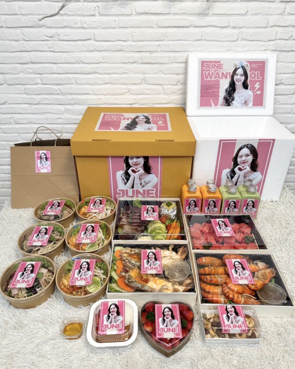 kringklong's tweet image. Food support for K.June 👩🏻
Thank you so much to K. June lovely fans for choosing our food support! 🐙💗
#DareYouToDeathFinalEP
#Junewanwimol

☎️ Tel. 095-1244644
📱 Line. @Kringklong64
#foodsupport #kringklongfoodbox
#foodsupportศิลปิน