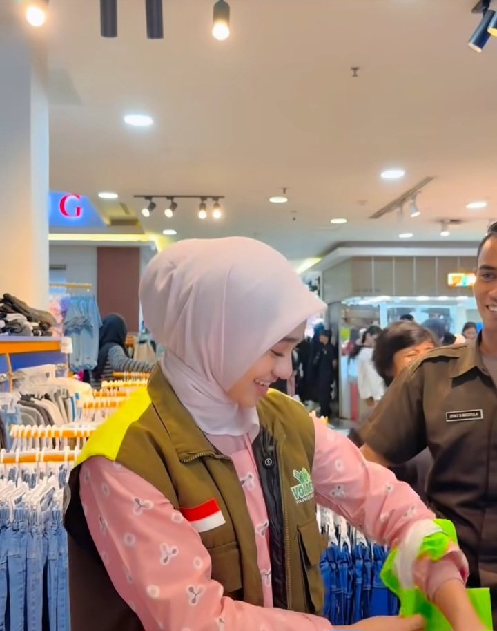 sil.ahkan tweet media