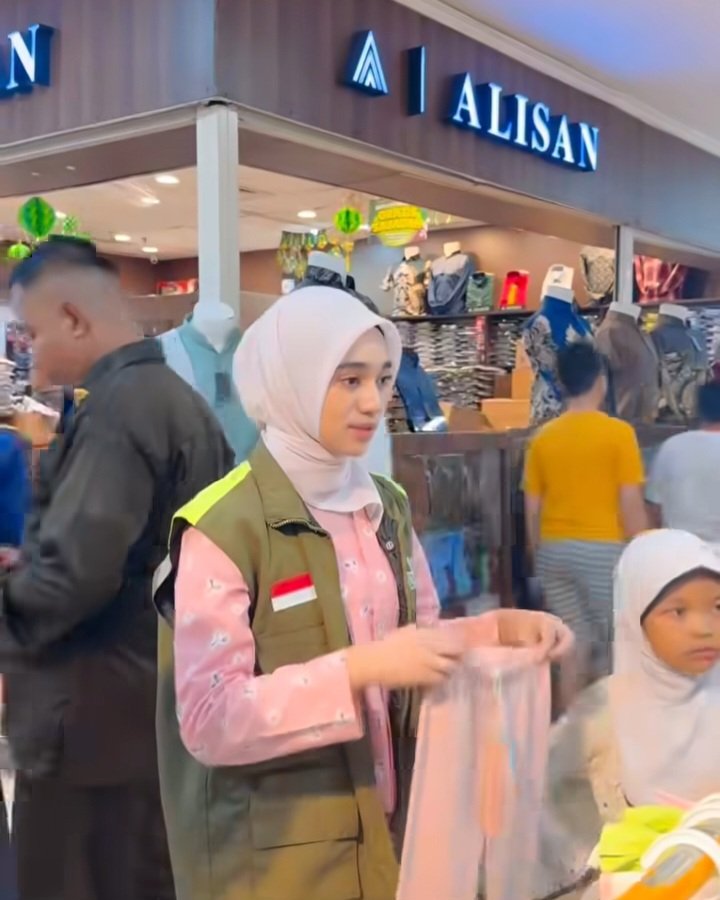 sil.ahkan tweet media