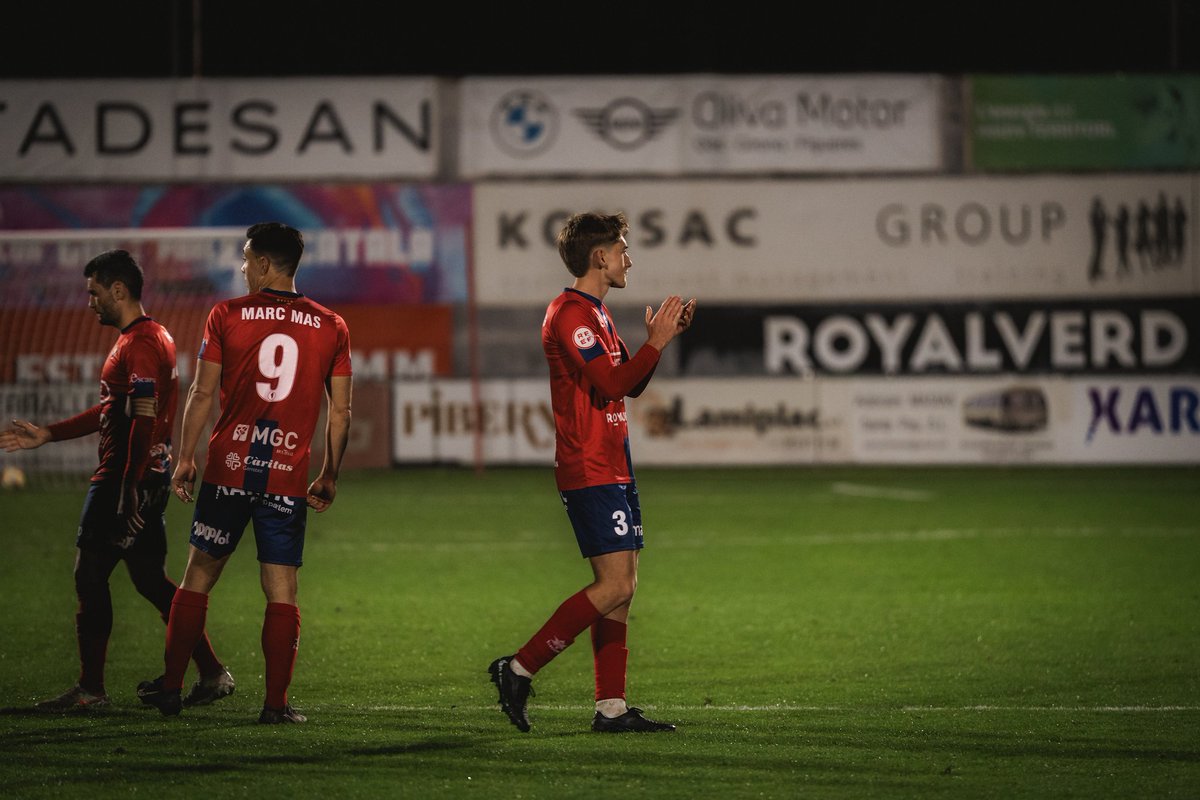 Unió Esportiva Olot tweet media