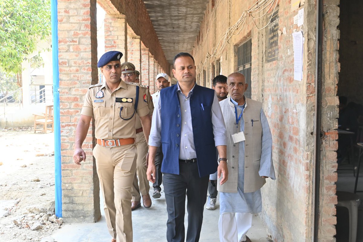 DM AZAMGARH tweet media