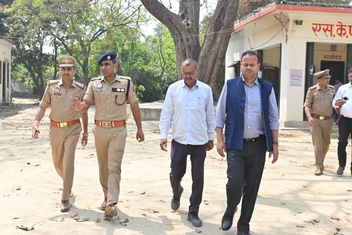 DM AZAMGARH tweet media