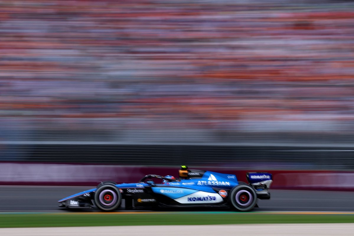 Carlos Sainz News tweet media