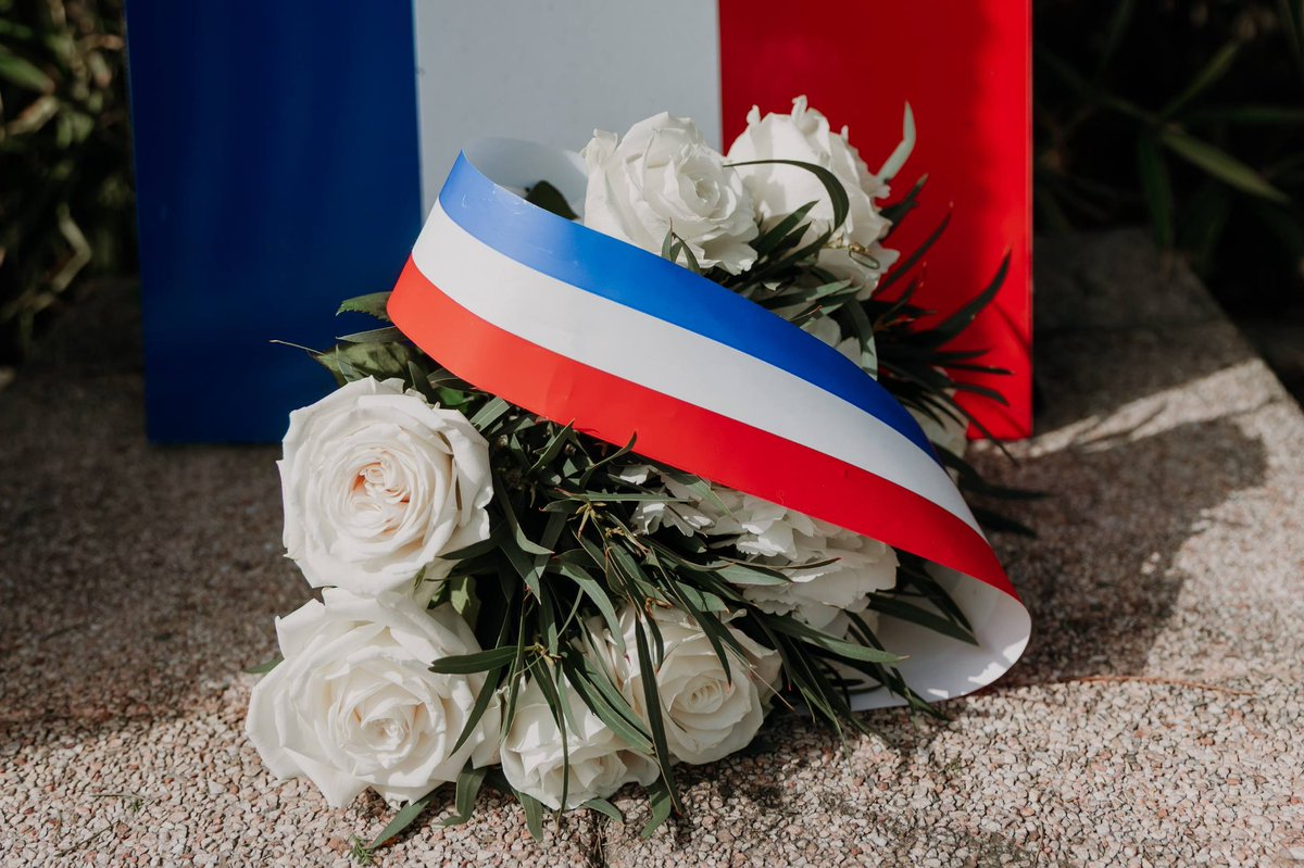 À Montauban, je me suis recueillie devant la stèle qui rend hommage aux militaires tombés le 15 mars 2012.

Ce jour-là, le djihadiste Mohamed Merah a assassiné deux militaires français, le caporal Mohamed Legouad et le caporal-chef Abel Chennouf, et a grièvement blessé le