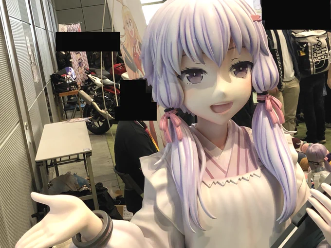 公式絵の等身大ポップ欲しい...(等身フィギュアは無理)