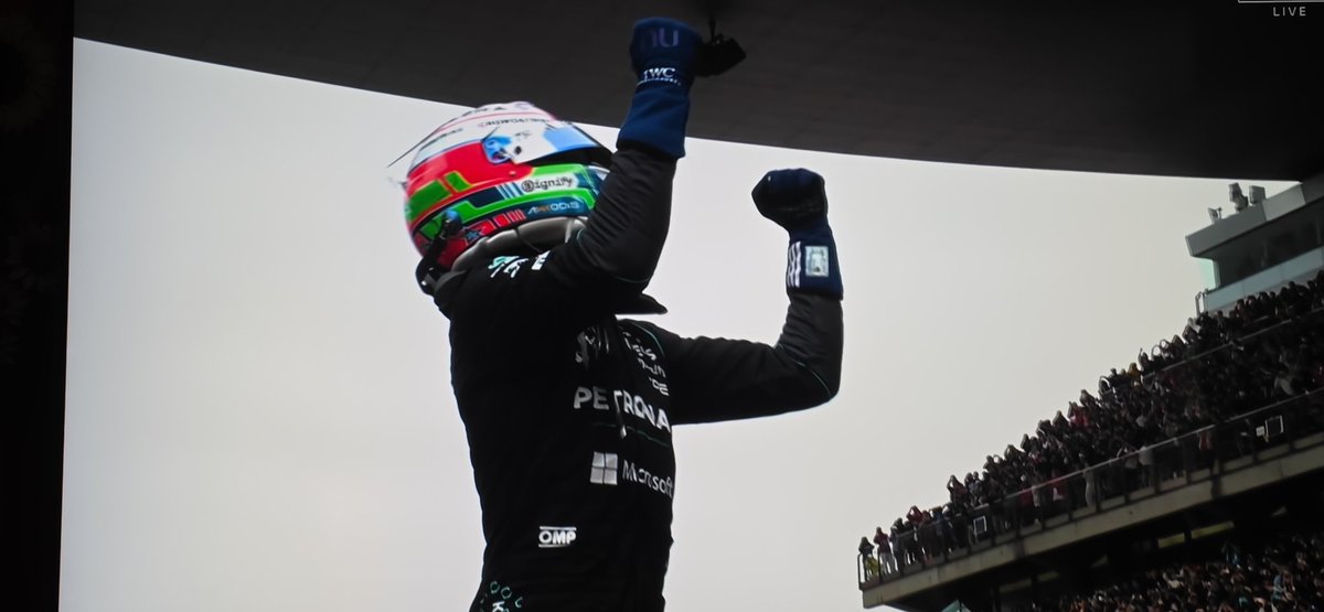 IngChiofalo's tweet photo. @F1 @SkySportF1  yeyeyeeyes
Forza Kimi!!!
@MercedesAMGF1 stratosferica https://t.co/BJ6MFic7NL