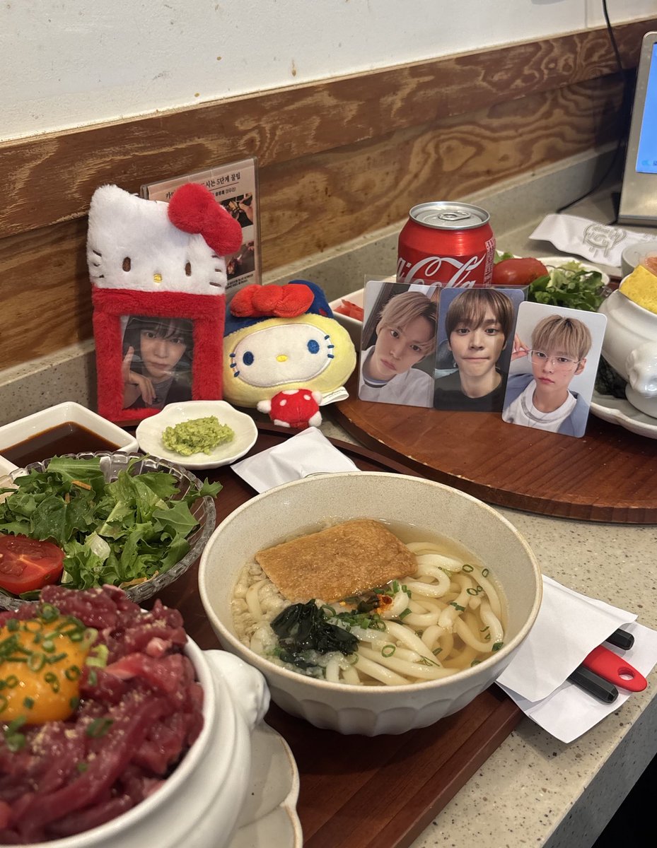 ໒꒱ tweet media