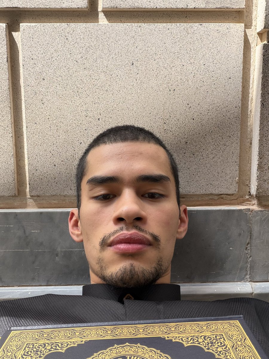 SNEAKO ALT tweet media