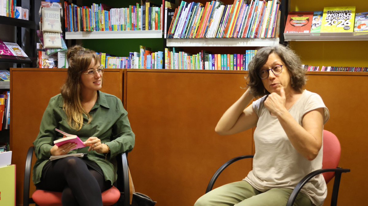 Laia• vidaentrellibres tweet media