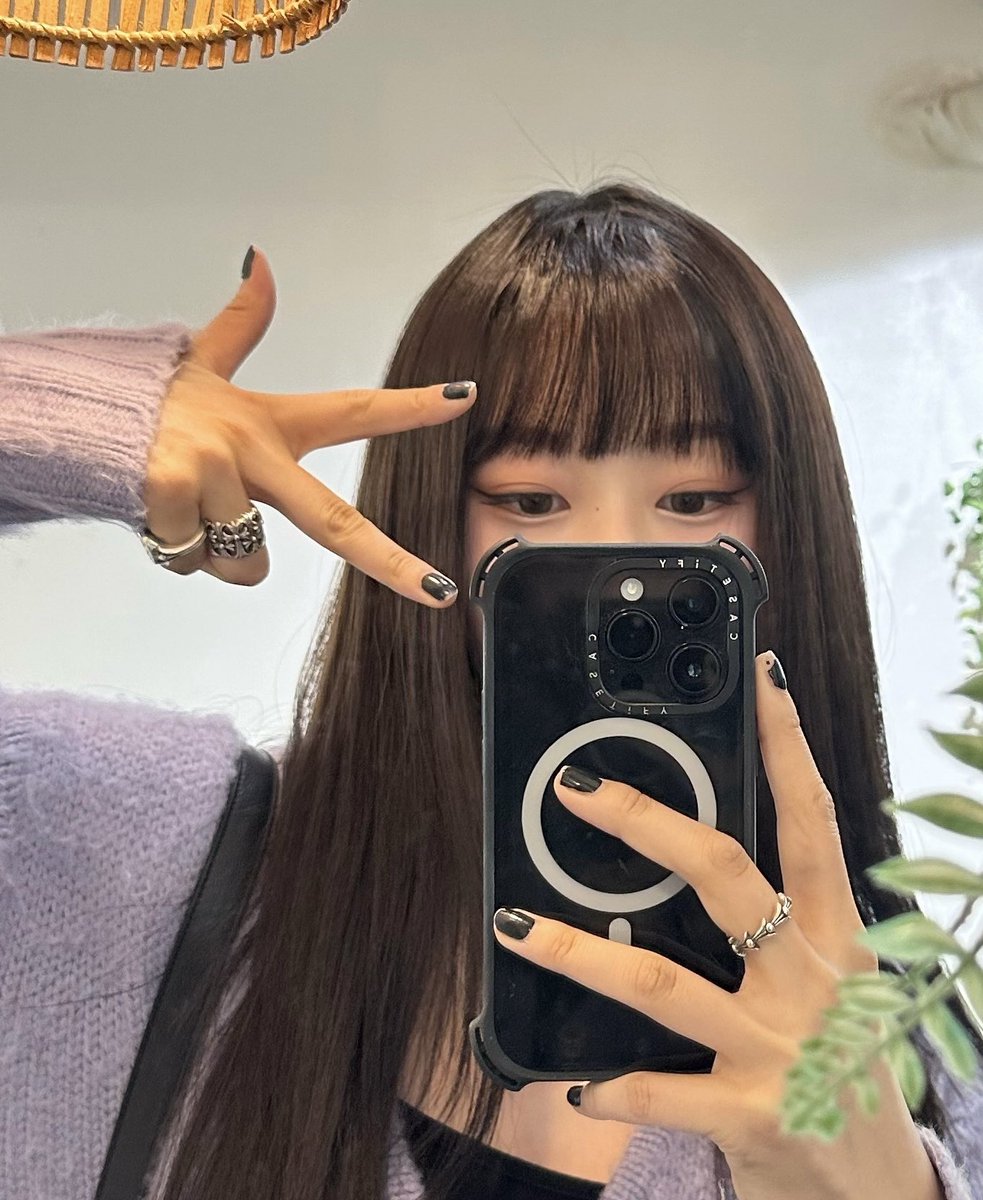 gslboo to a m uni😞🥀🥀 tweet media