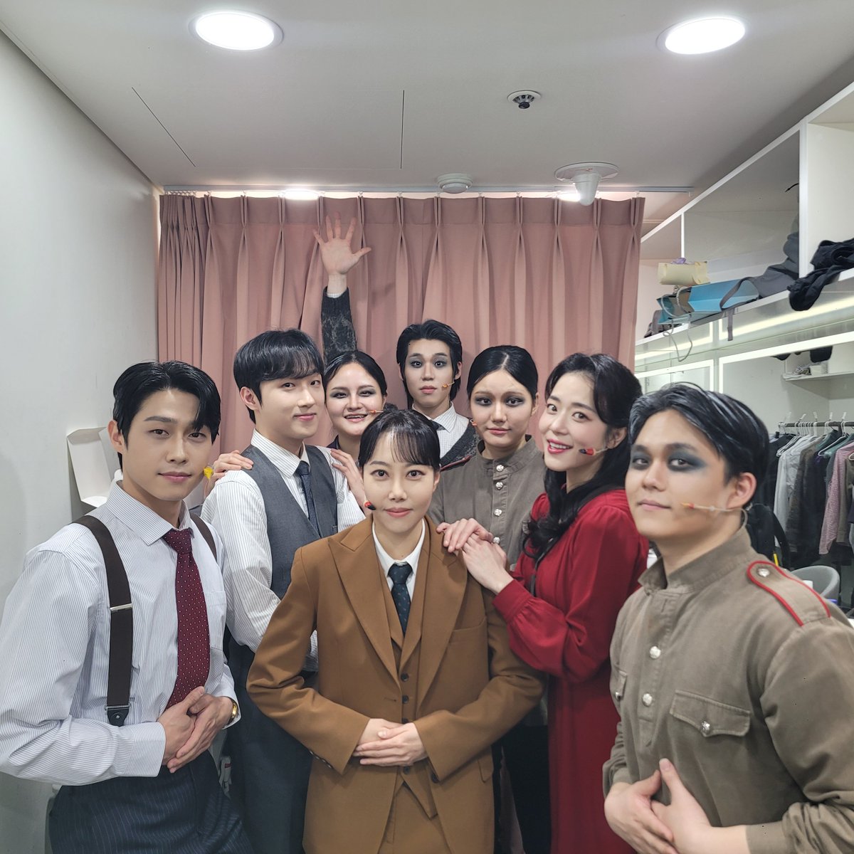 뮤지컬 미드나잇 : 액터뮤지션 tweet media