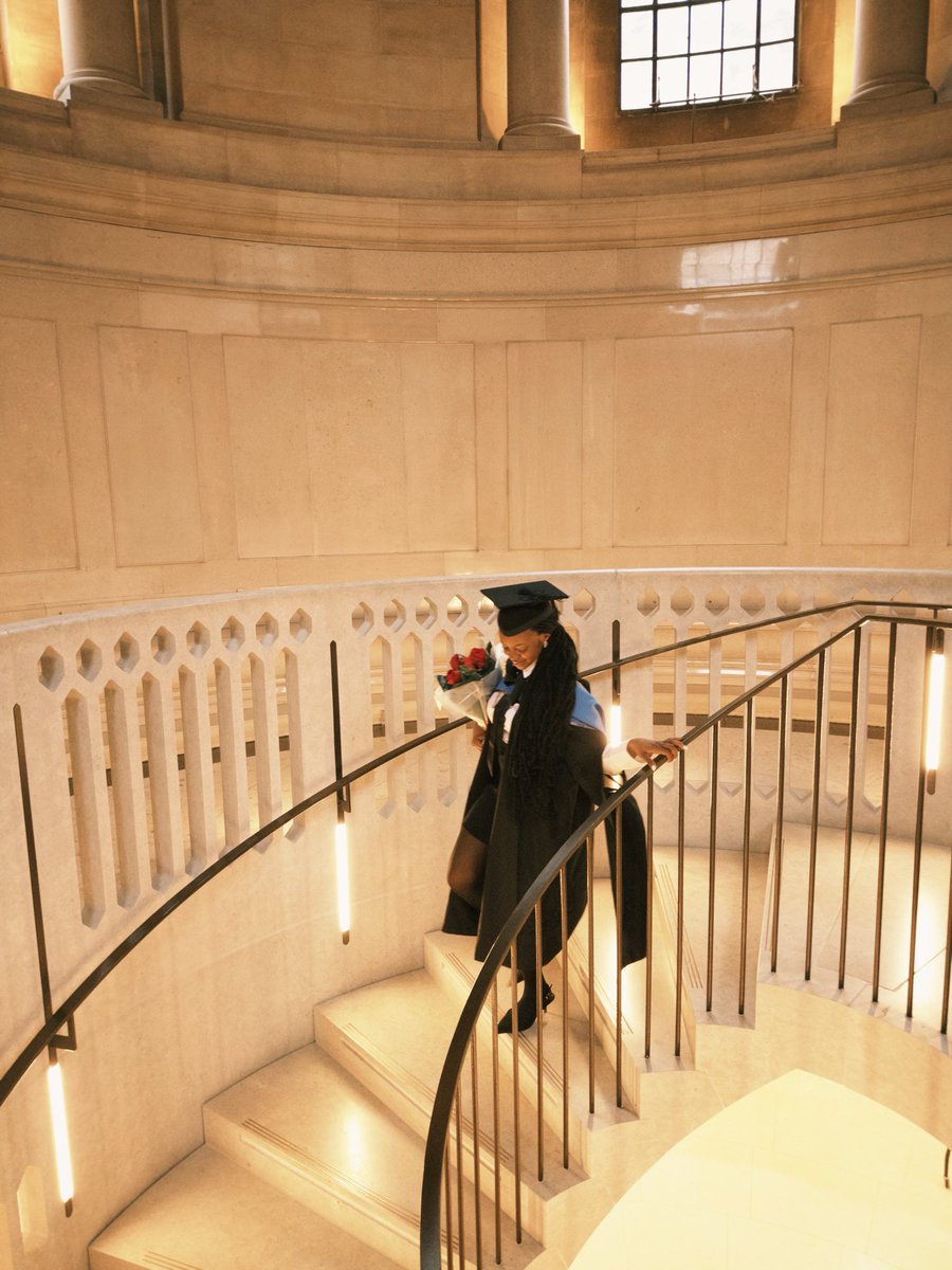 BerthaJTobias's tweet photo. WE DID IT, MOM!!!

Graduating from Oxford University on the most competitive scholarship in the world. Master of Science in Sustainability, Enterprise &amp; Environment.

Dedicated to everyone living life on their own terms. 

#RhodesScholar #OxfordGraduation https://t.co/H0ybDf3kUb