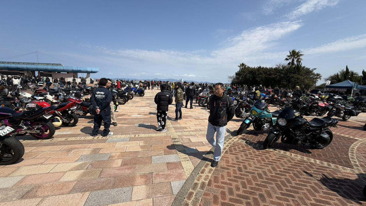 RS_phantom519's tweet photo. 北九州バイク祭り
前回の数倍来てて結構良かった https://t.co/OKfLgTP6sg
