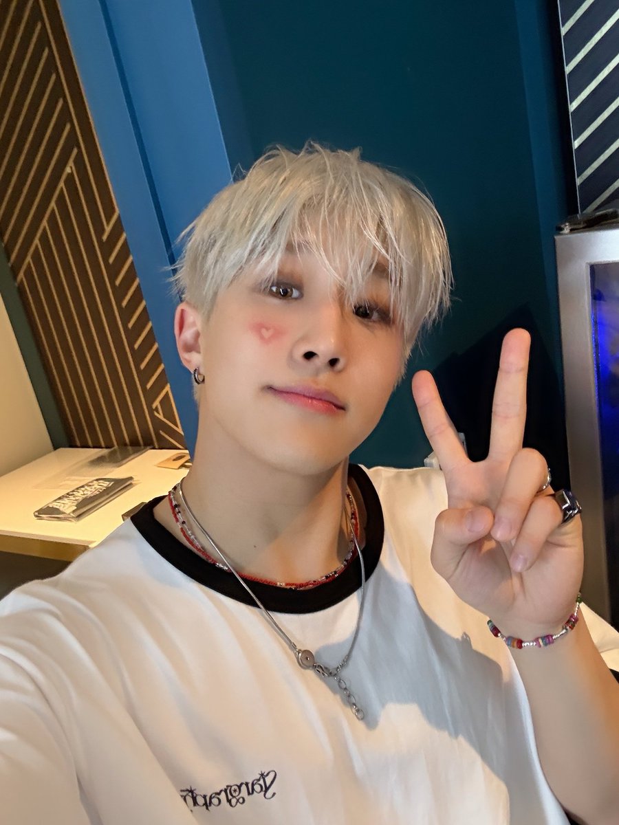 Hyil_bjsa's tweet photo. #심쿵진우_생일제일_큥
행복한 생일 보내기🥹🩷
귀여운 진우ღ https://t.co/4592rcteAy