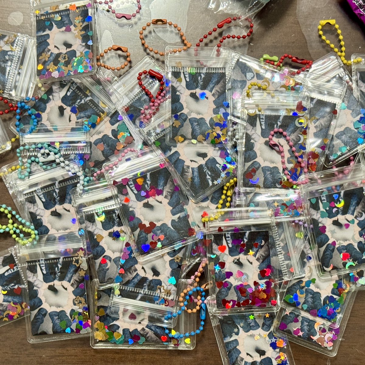 katie💎svt bul fan support on 📌!! tweet media