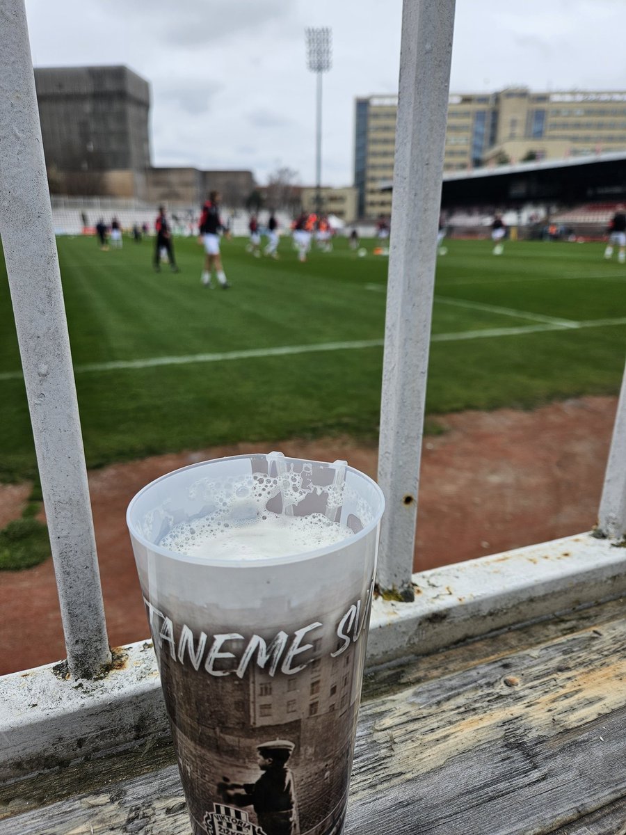 Ino Diepeveen tweet media