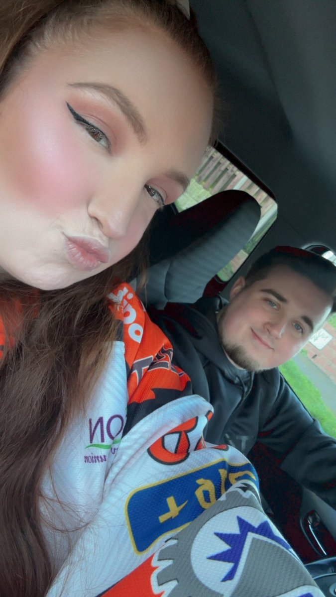 Emma Jade tweet media