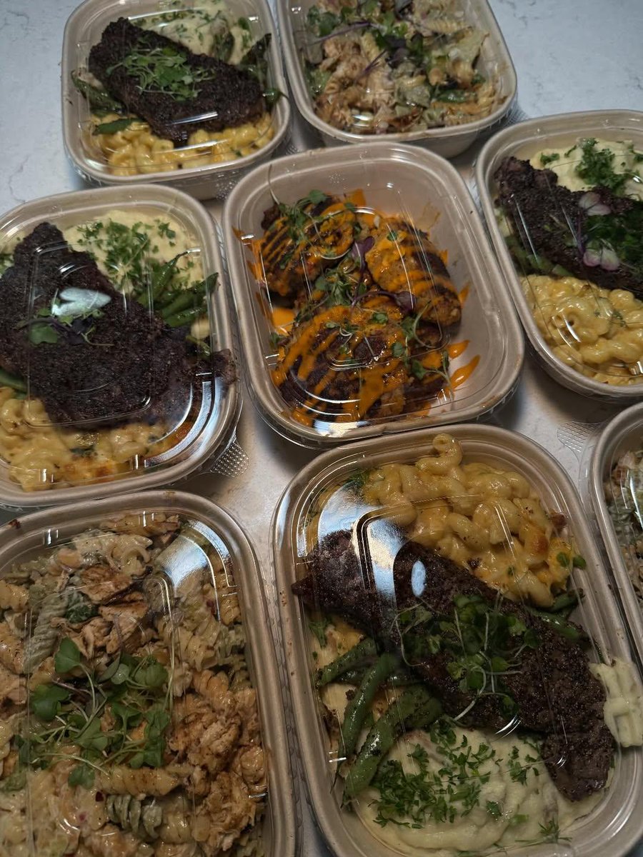 SwenkiesTable's tweet photo. Kickstarting busy days with healthy eats. This week’s meal prep menu is designed to nourish, energize, and keep you on track. Dm me to order and your order will be ready Monday https://t.co/pXpKcYgl5s