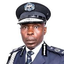 znbctoday's tweet image. Police in #Livingstone have launched investigation after the body of a 31-year-old teacher was discovered in Maloni Compound.Southern Province Police Commanding Officer Moono Namalongo identified the deceased as Crebby Siayaziba a teacher at Stan Hope Private School in Linda.