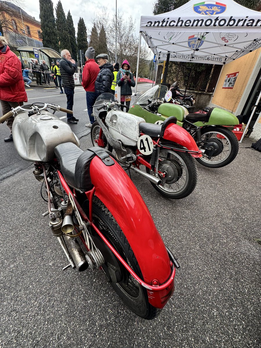 pirata970's tweet photo. Non potevamo mancare!
Buon compleanno Moto Guzzi 105 anni di storia❤️ https://t.co/nrf2y8sQGA
