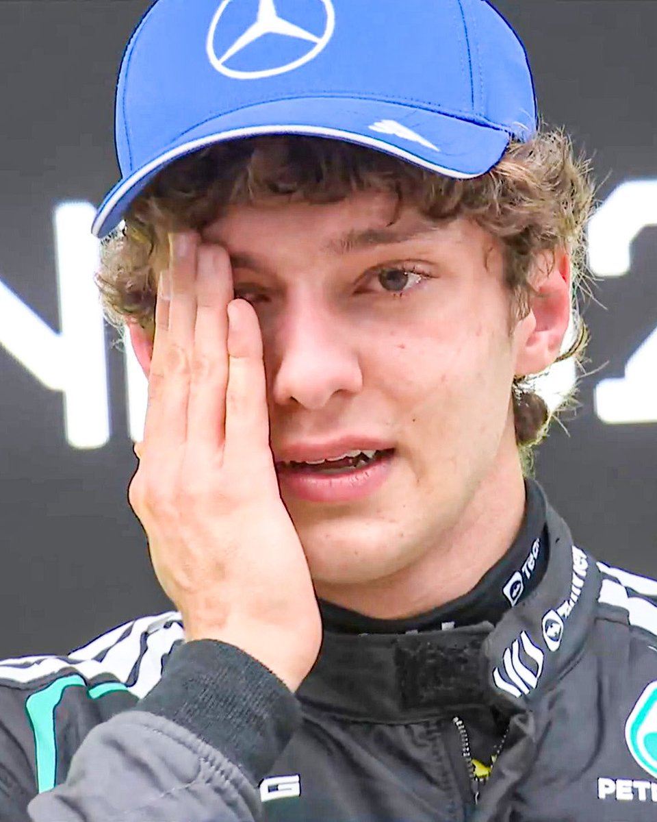 antonelli llorando porque ganó su primera carrera 😭😭😭