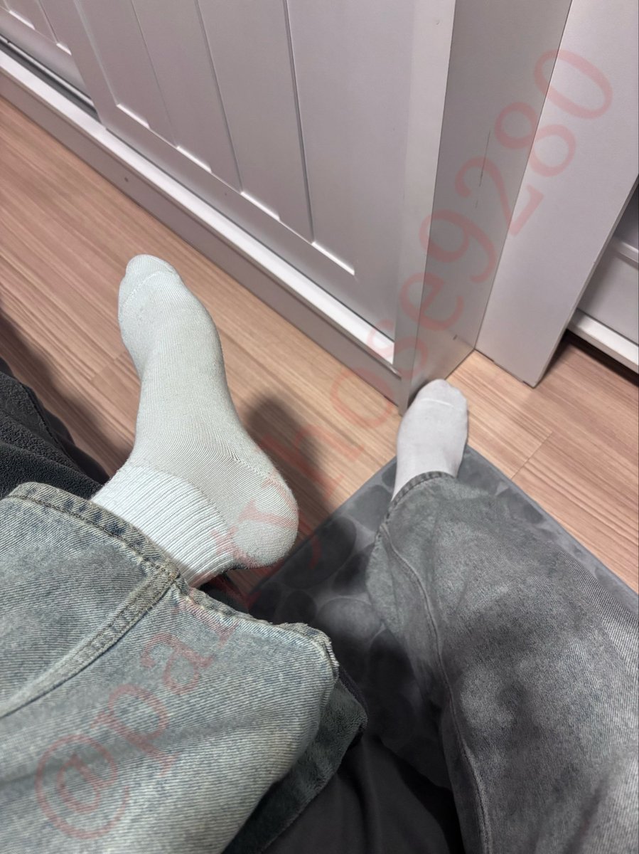 pantyhose9280's tweet photo. อากาสช่วงนี้ใส่ถุงน่���งก็จะร้อนๆหน่อย🥵 https://t.co/47lstqvD0R