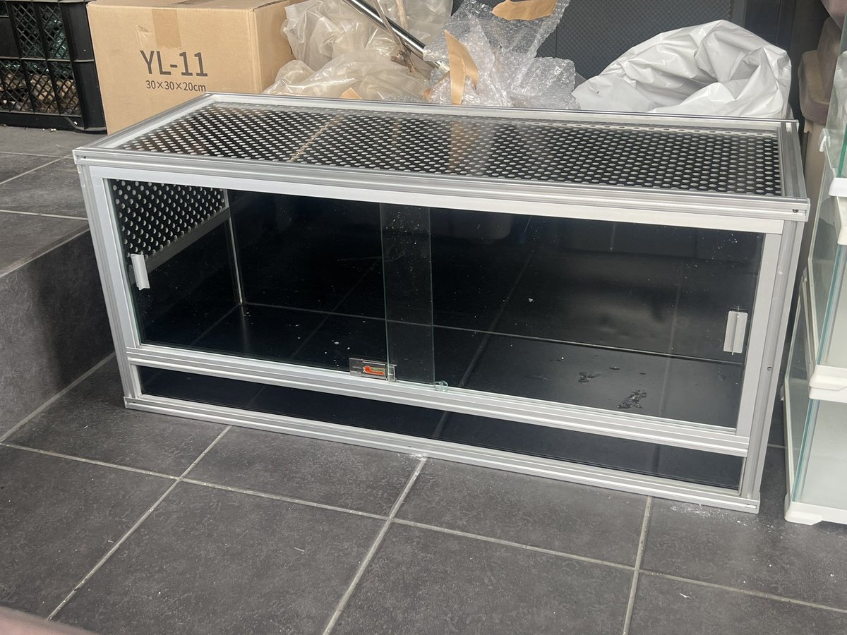 Reptiles Shop Queen tweet media