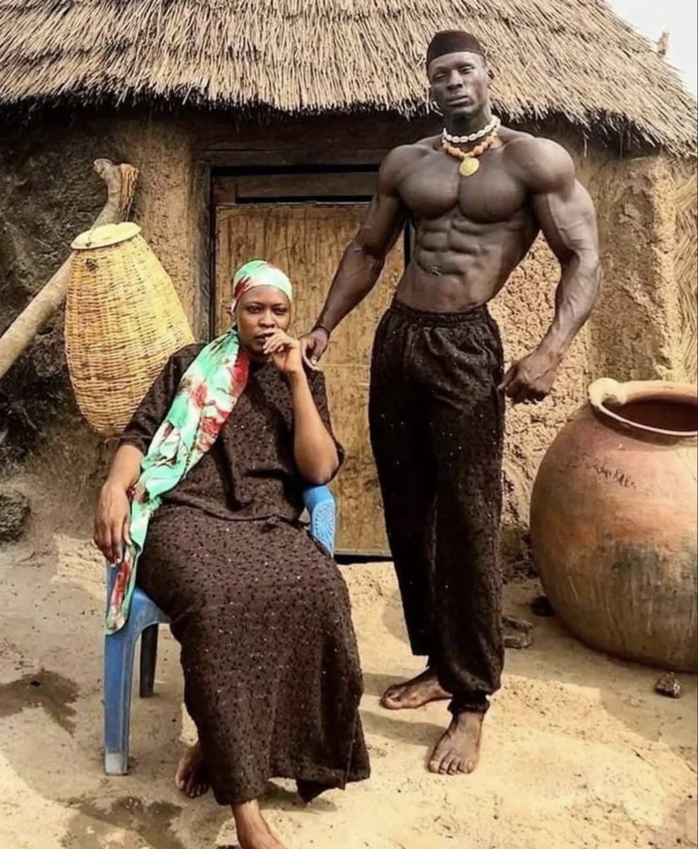 insane poses tweet media