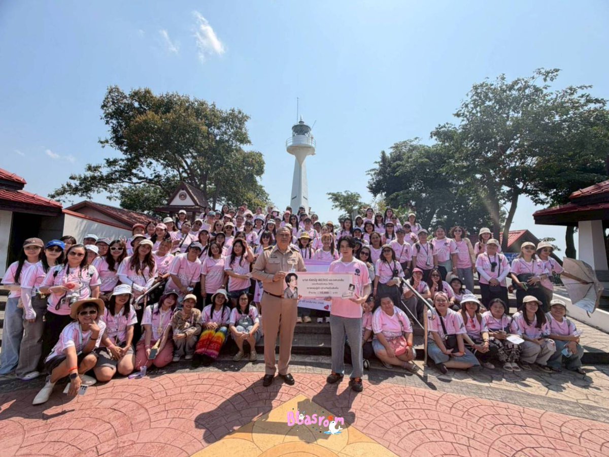 Ban_Bbasroom's tweet photo. มอบเงินสนับสนุน ให้หน่วยต่างๆ 🙏🤝❤️
#บาสเด็กอ้วนที่แท้จริง
#พี่บาสอาสาเติมความสุขให้น้องสี่ขา https://t.co/IX7YqRKRZK